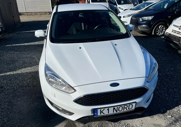 Ford Focus cena 28700 przebieg: 217830, rok produkcji 2014 z Sulechów małe 352